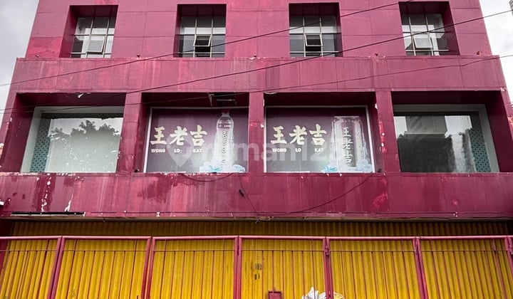 Ruko 3 Lantai di Nol Jalan Raya Mayjend Sungkono Siap Pakai