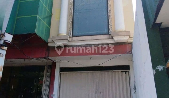 Ruko 2,5 Lantai Raya Merr Bagus Terawat