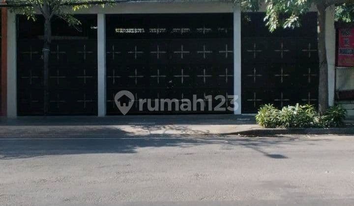 Single-Story Shop House Jalan Raya Baratajaya