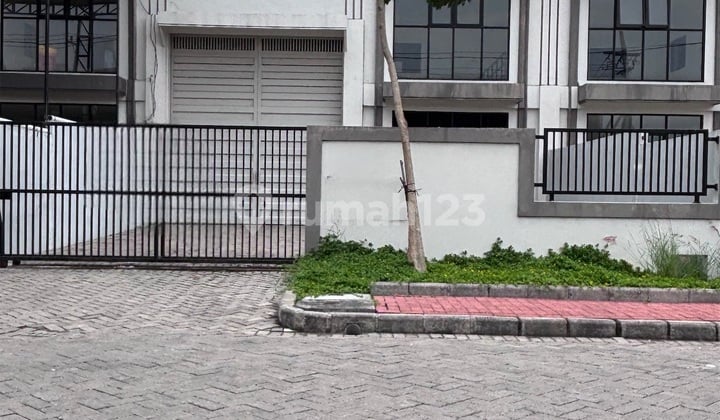 Disewakan Gudang di Komplek Pergudangan Sirie Siap Pakai