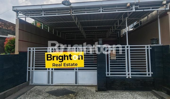 DIJUAL RUMAH STRATEGIS DI MAGUWOHARJO – LOKASI PREMIUM!