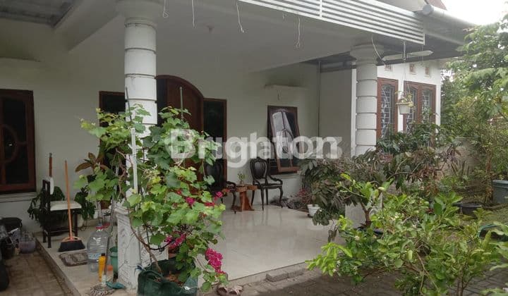 DIJUAL RUMAH ASRI POSISI HOOK – LINGKUNGAN NYAMAN & STRATEGIS