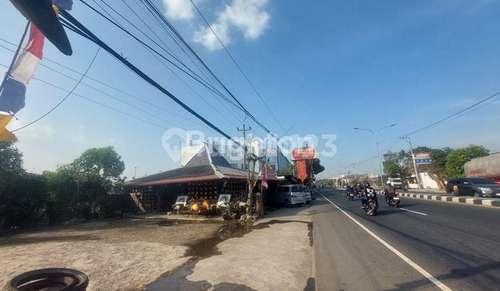 Rumah Makan Joglo Jawa Di Pinggir Jalan Raya Jogja solo. Lokasi Strategis, Dihitung Tanahnya Saja