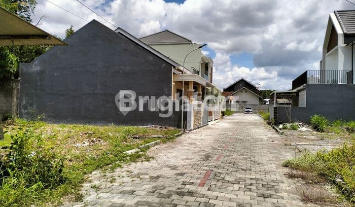 TANAH STRATEGIS BAGUS UNTUK DIBANGUN DAN INVESTASI DI AMBARKETAWANG GAMPING