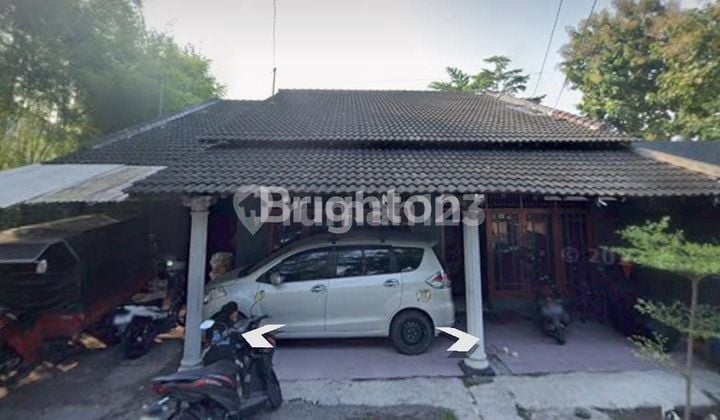 Rumah Dijual dengan 8 Kamar Tidur di Lokasi Strategis Ngaglik, Sleman