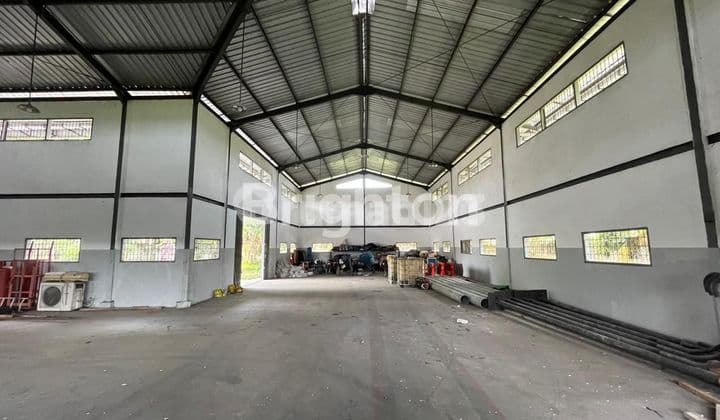 Gudang dengan Luas Tanah 1,1 Ha Full Furnish Siap Pakai Kalitidu Bojonegoro