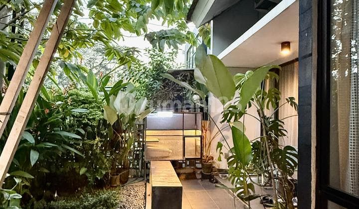 Dijual Rumah Minimalis Modern 2 Lantai Semi Furnished Yang Terletak Di Bintaro Tangerang Selatan