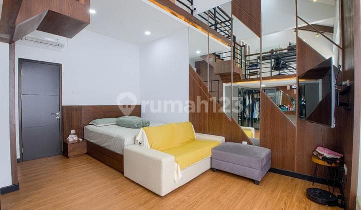 Dijual Rumah Modern Minimalis 3 Lantai Full Furnish Yang Terletak Di Bintaro Tanegrang Selatan