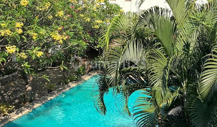 Dijual Rumah Mewah Yang Memiliki Tanah Dan Bangunan Luas Di Lokasi Kemang Jakarta Selatan