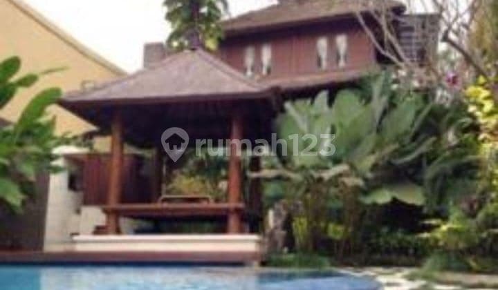 Dijual Rumah Mewah Full Furnish Di Bintaro Tangerang Selatan