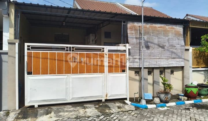 0875-Dijual Rumah di Jade Ville Buduran Sidoarjo Lokasi Strategis