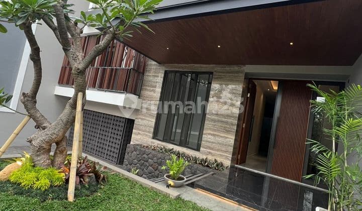 Rumah Citraland Minimalis Modern Dekat Kampus Uc Surabaya Barat