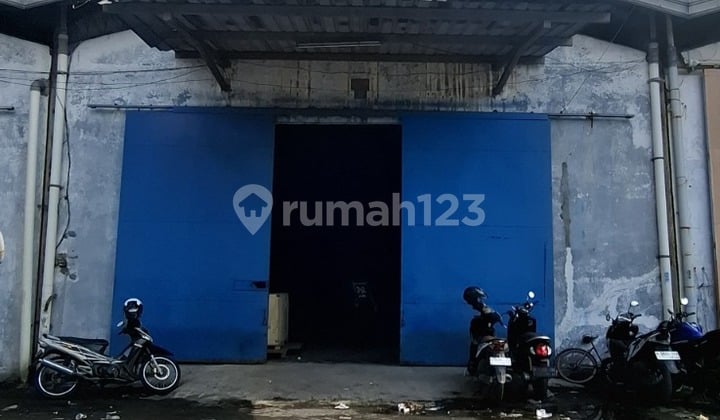 Disewakan Gudang Margomulyo Permai Dekat Pintu Tol Bebas Banjir