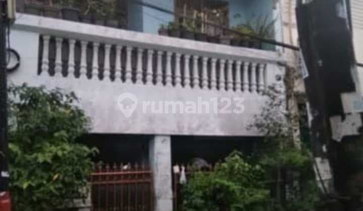Turun Harga! Dijual Rumah Nyaman Dekat Pusat Keramaian di Pademangan, Jakarta Utara