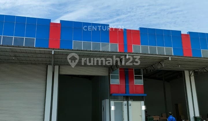 Bangunan Komersil Gudang Royal Kosambi Tangerang Dekat Tol PIK 2