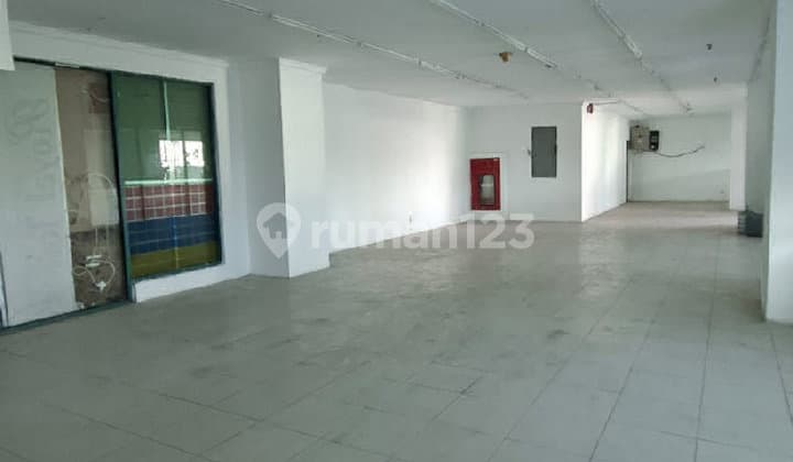 Disewakan Ruang Usaha di Apartemen River Side Muara Karang