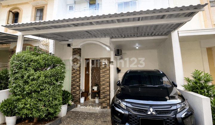 "Cuma 1.5M Dapat Rumah 2 Lantai Strategis di Condet - Jarang Ada!" Z137