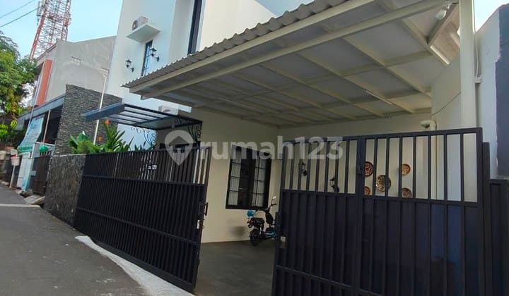 Cipayung Jakarta Timur Rumah Cantik Dan Nyaman 2 Lt Bikin Betah D05