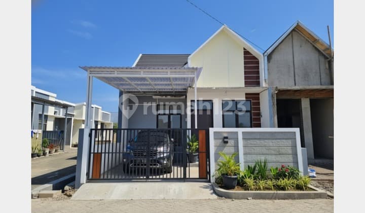 Rumah Paling Laku di Brebes SHM Komersil Dp Ringan