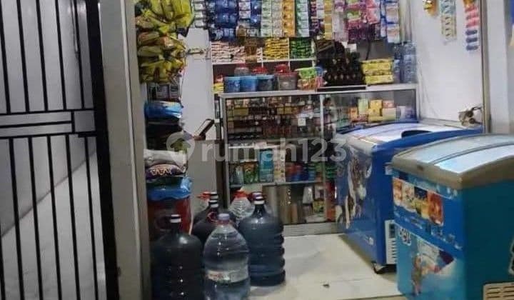 3-Story Boarding House + Fully Occupied Shop on Raya Srmolowaru Street, Surabaya