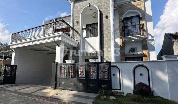 Rumah American Classic Baru Gresslokasi Perum Oma Campus Dau Sengkaling Malang