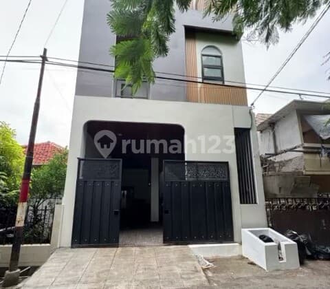 Ready Rumah Kost Putri Exclusive Baru Jadi 3 Lantai - Full Furnishedlokasi Manyar Tirto Surabaya Timur