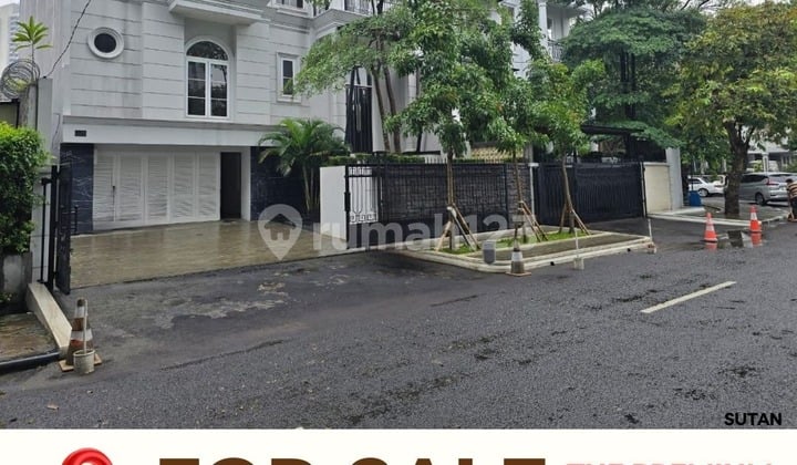 Dijual Rumah Bagus American Classic di Senopati, Jakarta Selatan