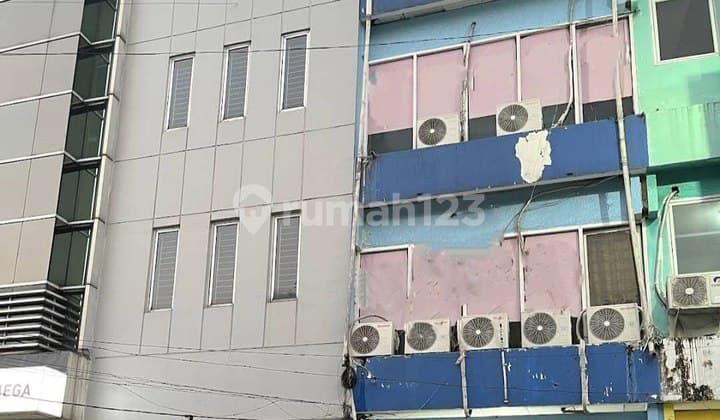 Dijual Cepat Ruko 2, 5 Lantai Tepi Jalan Raya Tangerang Banten