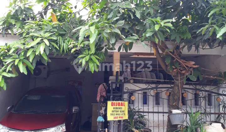 Dijual Cepat Rumah LT 90M2 SHM di Pasar Kemis Tangerang Banten