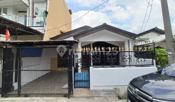 Rumah Bagus SHM Perumahan Daan Mogot Estate Cengkareng Jakarta Barat