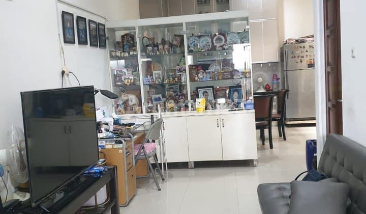 Dijual Cepat Rumah 2,5 Lantai Siap Huni di Kalideres Permai Jakarta Barat