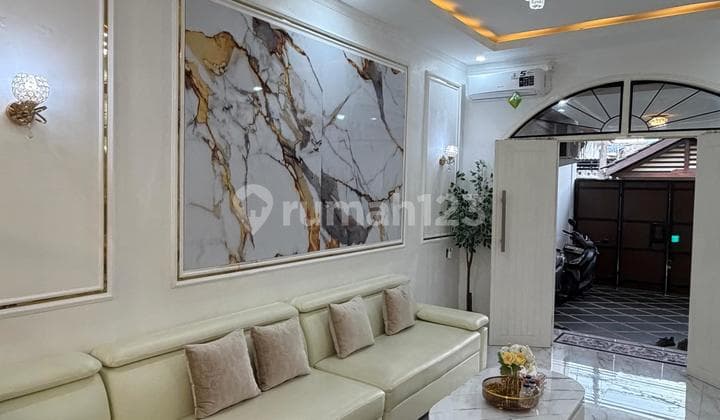 Rumah Estetik Full Furnish Kemanggisan Dekat Kampus Binus