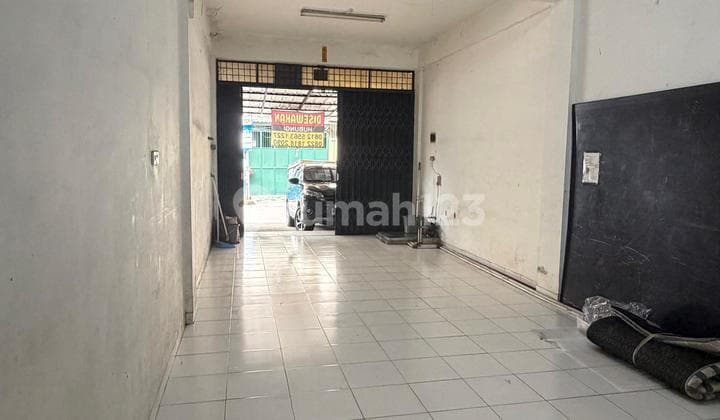 Ruka Strategis Pinggir Jalan Raya Jelambar