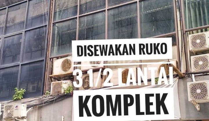 Disewakan Ruko 3 1/2 Lantai Komplek Duta Merlin