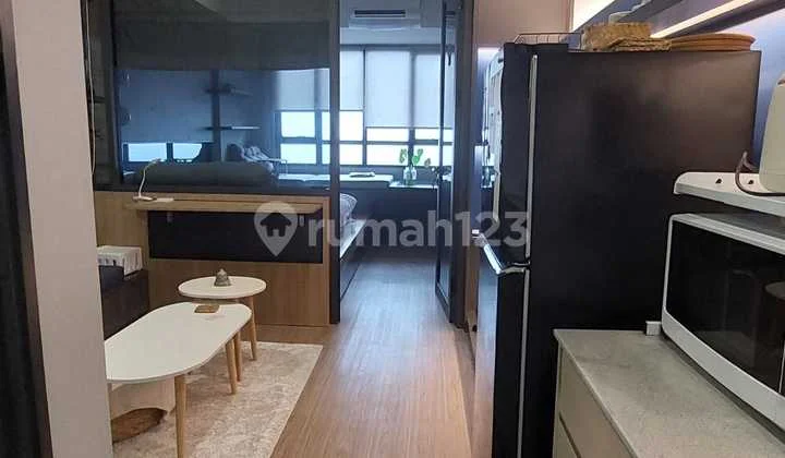 Disewakan Apartemen Collins Boulevard 1 Bedroom Furnished