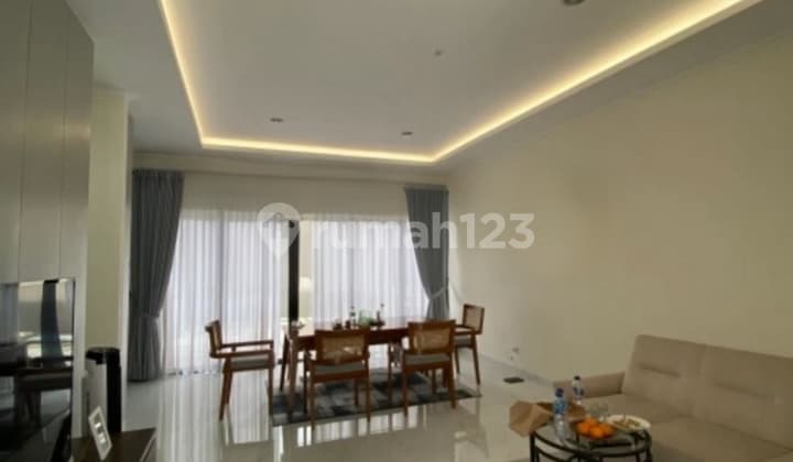 Jual Cepat Rumah 2 Lantai Strategis Suvarna Sutera Cluster Eldora