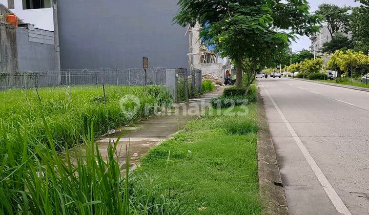 Kavling Tanah Hadap Jalan Lokasi Strategis di Metland Puri