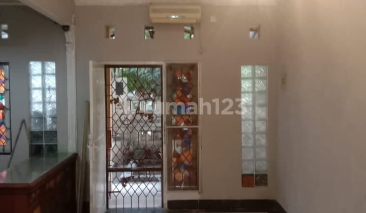 Good House in a Strategic Location Near Toll Access in Metland Puri