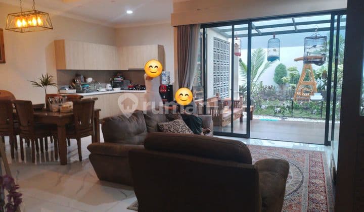 Rumah Bagus Besar 2 Lantai Dekat Akses Tol di Alam Sutera