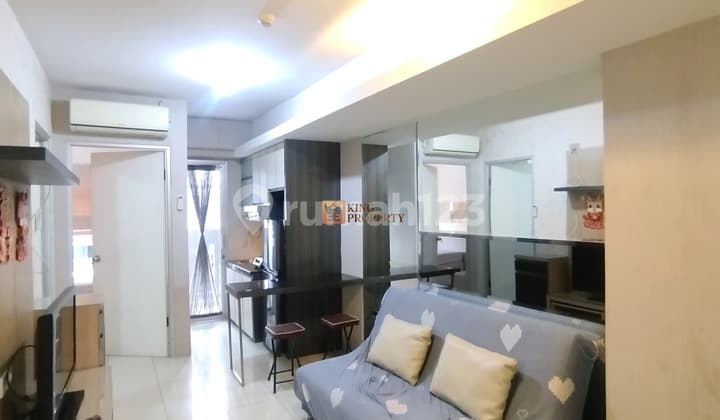 Kondisi Full Furnished Interior Nyaman Dan Siap Hunidilengkapi Ac,sofa,kitchen Set,kulkas,tv Lcd (total 64 Channel Lokal Dan Internasional),springbed Queen Size,meja Makan ,lemari Pakaian,water Heater, Tinggal Bawa Baju Saja Siap Hunifasilitas Security 24