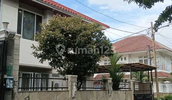 Rumah Citra 3 Hoek Siap Huni Semi Furnished Tinggal Bawa Barang