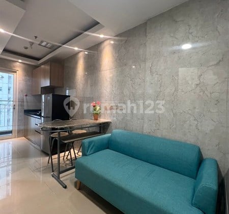 1Br Furnish Warm Lighting di Madison Park Apartment - Dekat Central Park Mall