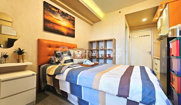 Tower Depan Bonus Furnished Lengkap Siap Huni/Invest Dijual Studio Green Bay Pluit