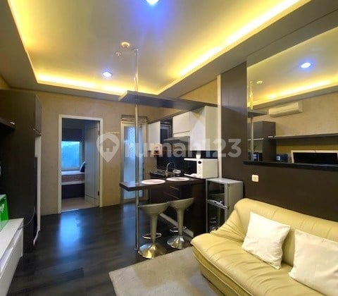 Rekomendasi Apartemen Green Bay Pluit Greenbay 2Br Hook 50M² Furnished Mewah, Low Floor & Strategis
