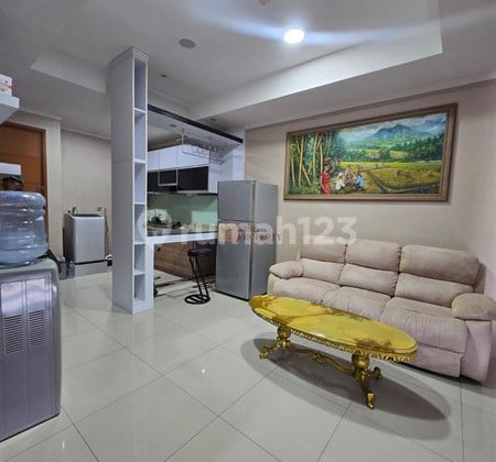 Sewa Termurah Ancol Mansion 1BR Full Furnish Dekat Pantai Ancol & Mall Emporium Pluit, Fasilitas Kolam renang dewasa & anak, Gym, Taman bermain, Sky lounge, Jogging track, CCTV & Keamanan 24 Jam