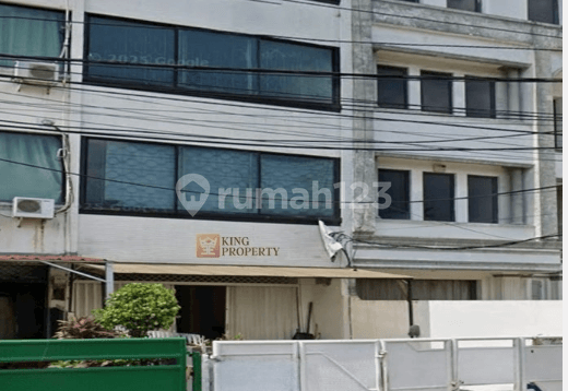 Ideal for Office or Clinic, Strategic Shophouse near ITC Roxy, Grand Indonesia & Thamrin City, Tanah Abang Market Block A-G, Tarakan Hospital Jakarta, Cideng 01 Morning Elementary School, Cideng Rabbit Alley Noodle Shop