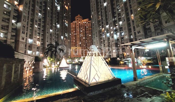 Dekat Central Park & Taman Anggrek, Disewakan 2Br Royal Mediterania Garden Furnished Bagus, Fasilitas Kolam Renang & Kids Pool, Whirlpool, Sauna, Outdoor Playground, Squash Court & Gym