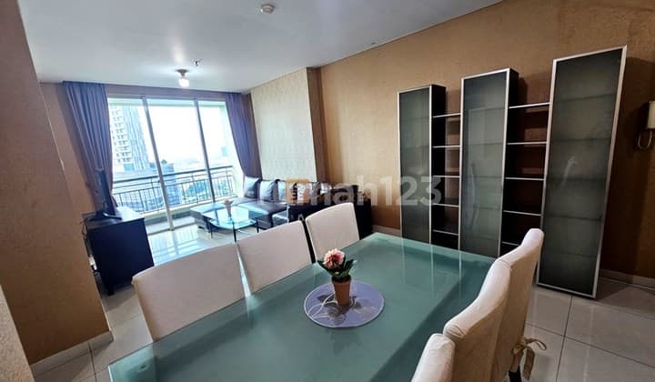 Recommend Sewa Termurah 2BR Furnished, Terhubung langsung ke Mall CP Fasilitas Gym, Kolam Renang. Jalan Kaki ke Mall Taman Anggrek Central Park Residence Tanjung Duren