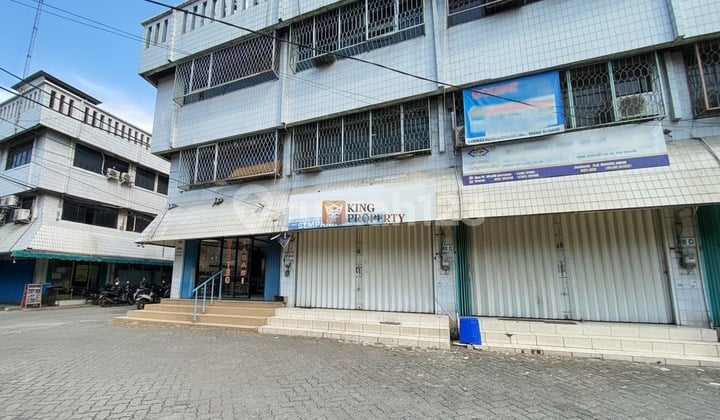 Super Strategis, Dekat Pasar & Puskesmas Teluk Gong, Disewa Ruko 200M2 Partially Furnished bisa untuk Aneka Usaha & Hunian Tinggal.