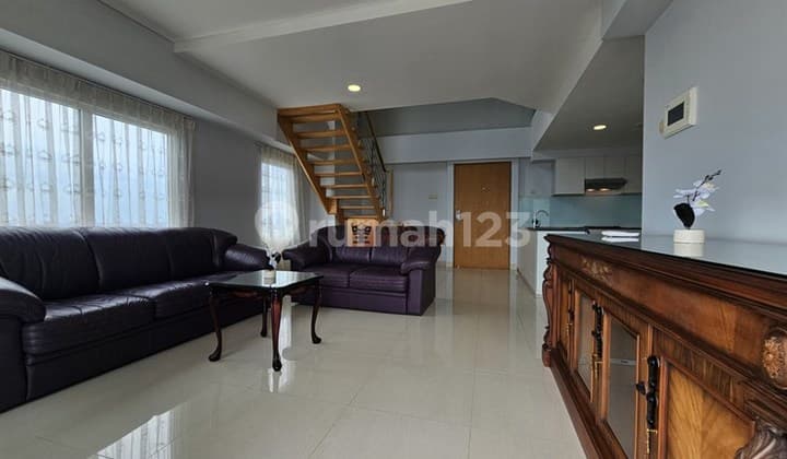 Dekat Stasiun TV Rcti, Puri Indah Mall, Lippo Mall, Disewak Apt 2 Lantai Mezzanine Maqna Residence Furnish Bagus, Fasilitas Kolam Renang, Sky Terrace, Fitness Center.